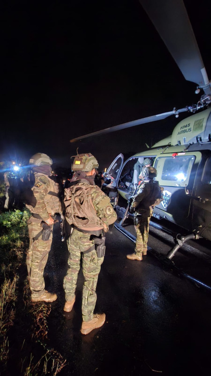 Las unidades militares continúan desplegadas en la zona para continuar con intervenciones.