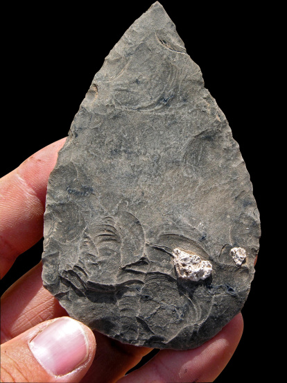 Esta pequeña roca muestra cómo era la tecnología de los primeros Homo sapiens.