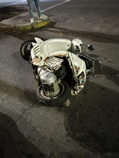 Así quedó la moto de la víctima luego del siniestro.