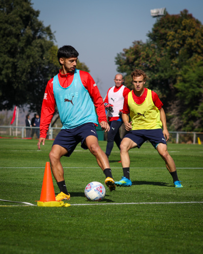U. Católica busca sorprender a Barcelona SC en el Monumental.