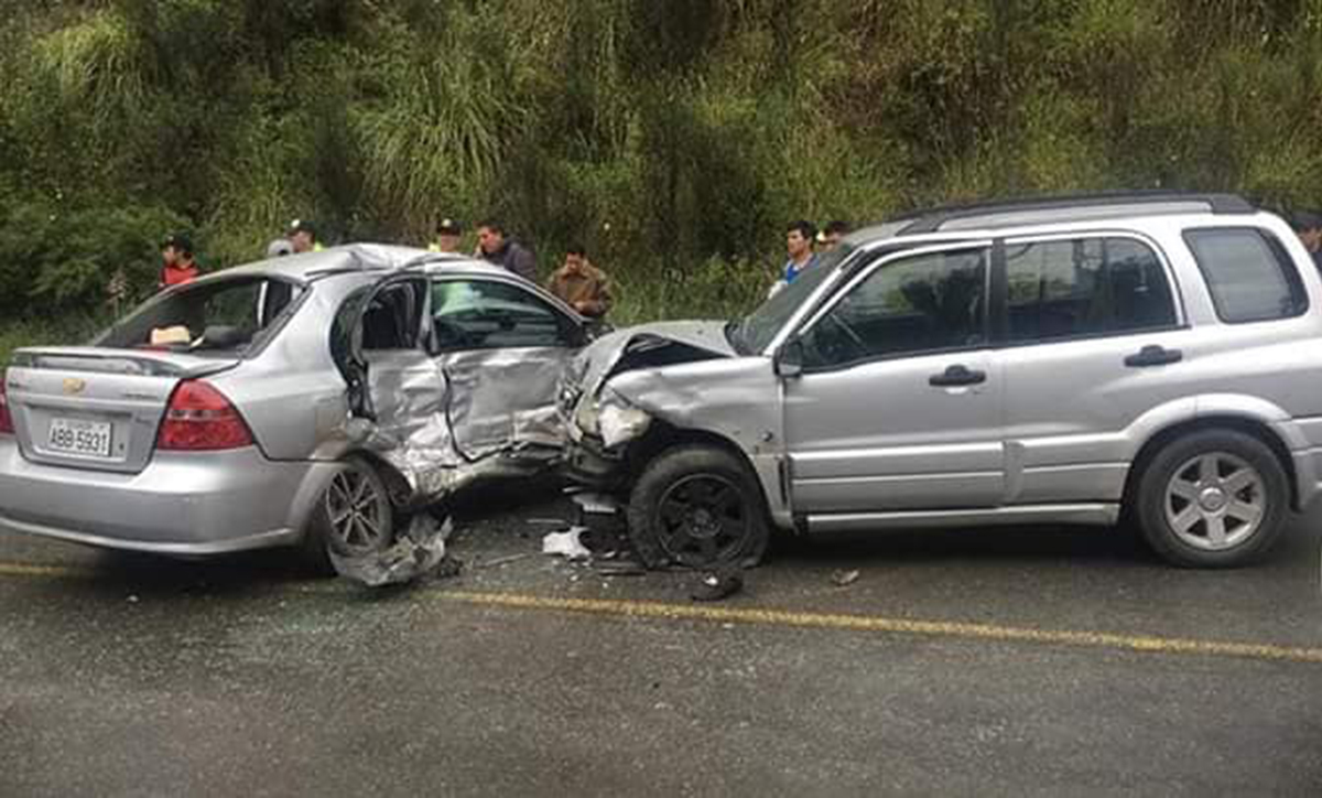 Triple choque deja una persona fallecida y dos heridas en la vía Cuenca ...