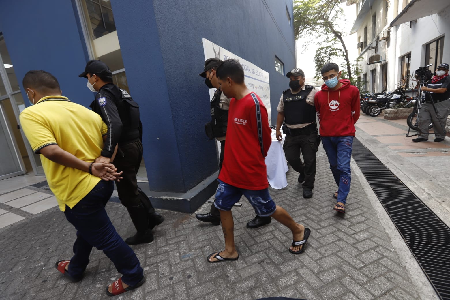 4 detenidos por sicariato en centro comercial del norte de Guayaquil