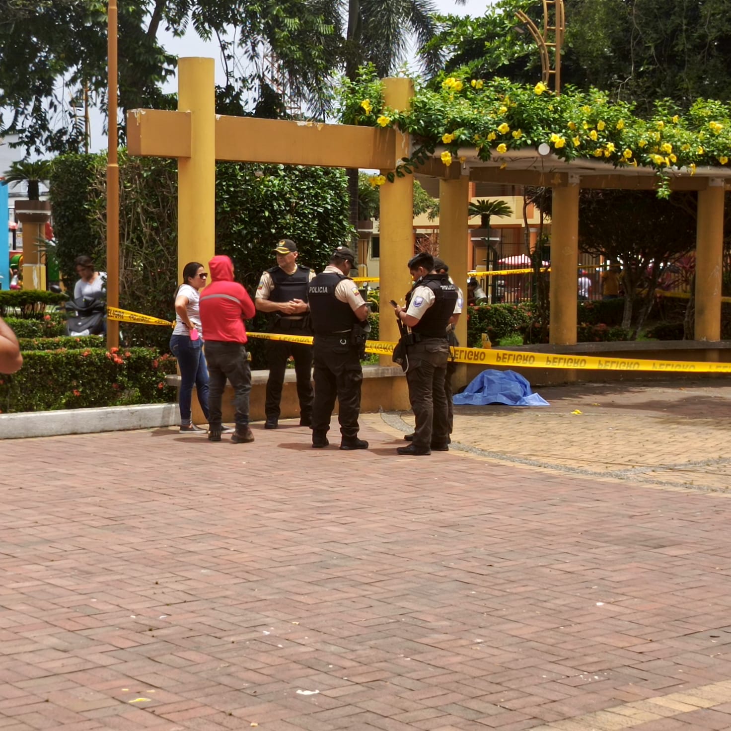 Los Ríos: El resultado de un ataque a balas en un parque central ...