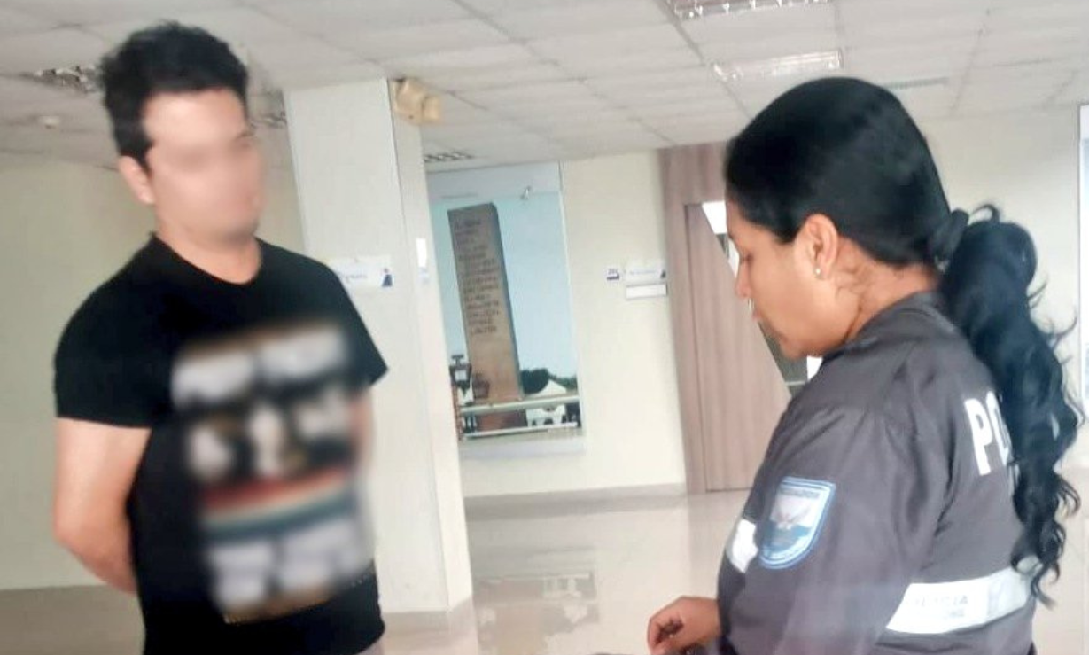 Hombre detenido por agredir a su pareja en un carro en Guayaquil: ¿Fue ...
