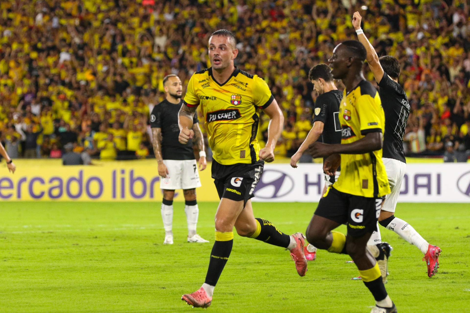 ¿Cuánto dinero ganará Barcelona SC si se clasifica para fase de grupos ...
