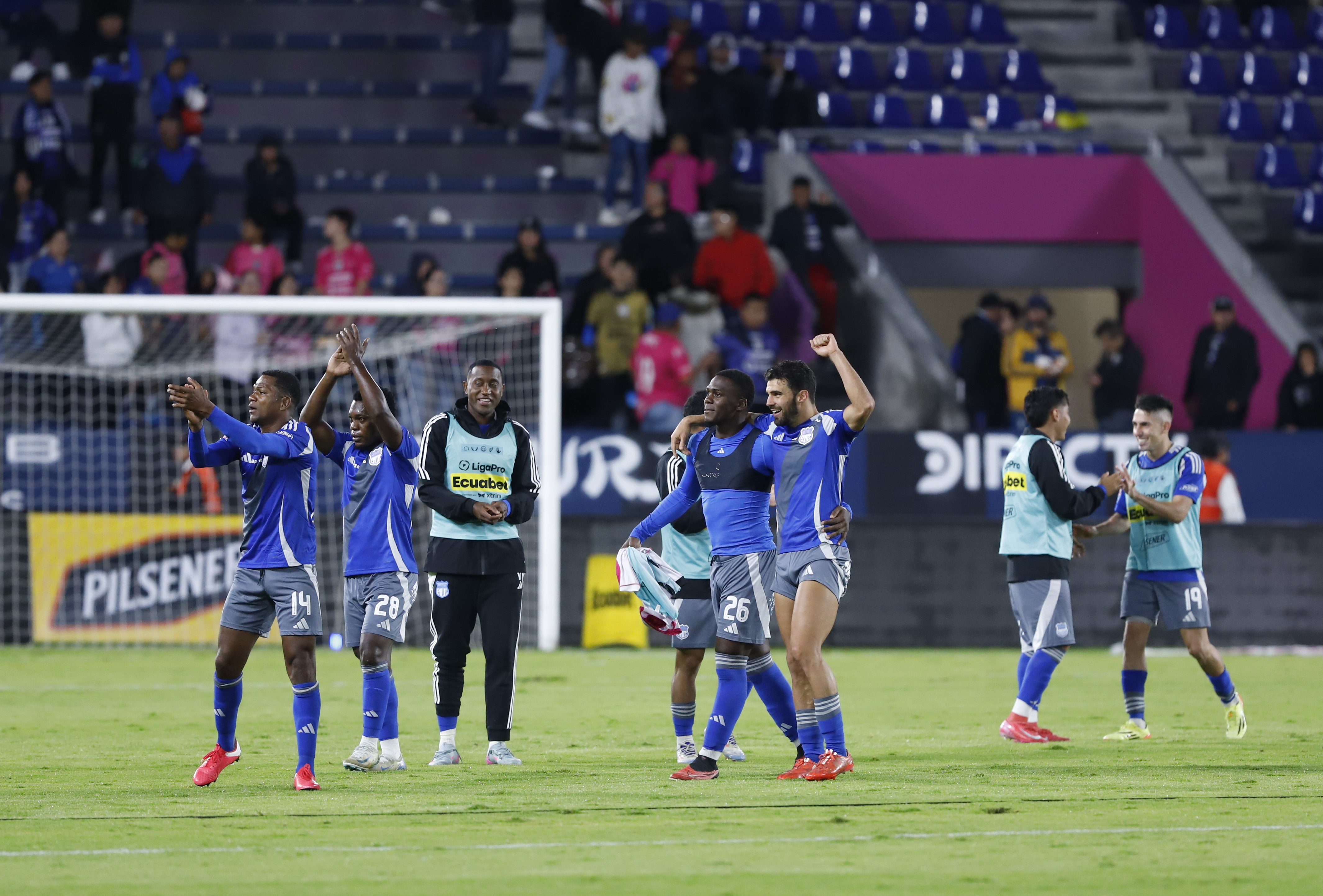 Emelec da el golpe a Independiente del Valle con un golazo en los ...