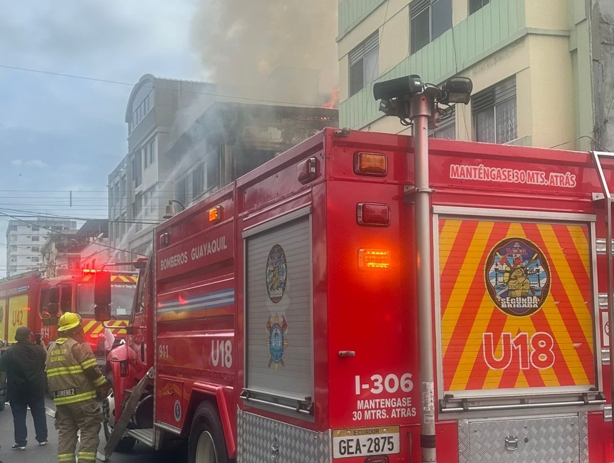 Nuevo incendio en el centro de Guayaquil este viernes 6 de marzo genera ...